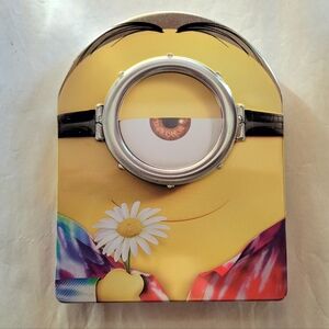 Minions 2015 Metal Case Blu-ray and DVD